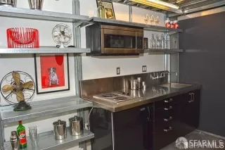 Photo #5: 424055382 Listing 