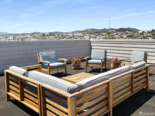 Photo #5: 424055390 Listing