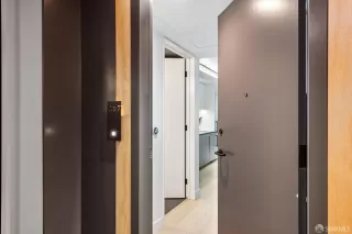 Photo #1: 424056542 Listing 