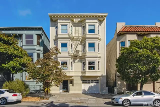 MLS: 424057298 Condo For Sale