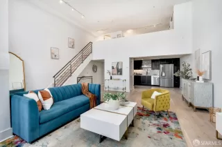 Photo #3: 424059707 Listing