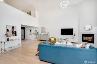 Photo #6: 424059707 Listing