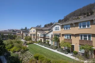 Photo #6: 424060159 Listing 