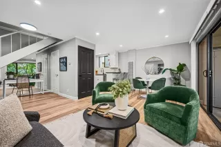 Photo #3: 424060731 Listing