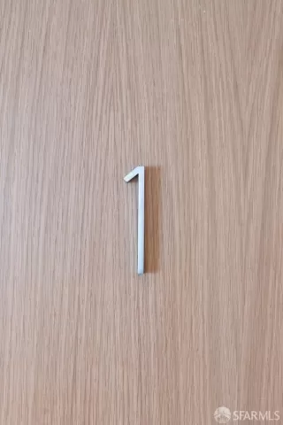 Photo #3: 424060749 Listing