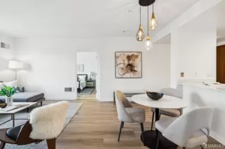 Photo #6: 424060832 Listing 