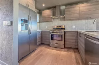 Photo #5: 424060938 Listing