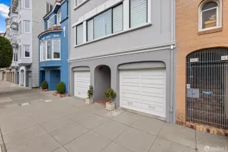 Photo #5: 424061909 Listing