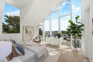 Photo #1: 424062012 Listing