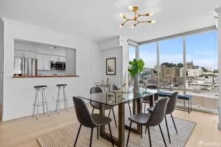 Photo #3: 424062270 Listing 