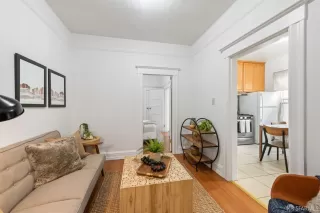 Photo #3: 424062333 Listing