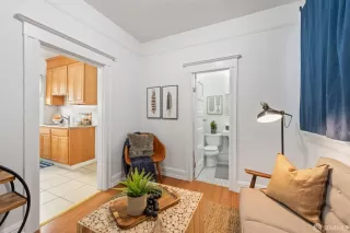 Photo #4: 424062333 Listing