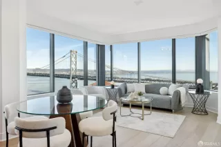 Photo #4: 424062818 Listing