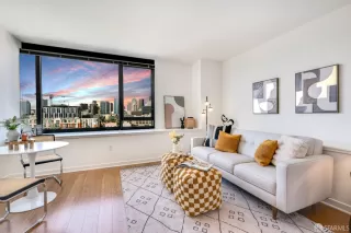 Photo #2: 424062999 Listing 