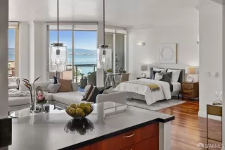 Photo #6: 424063339 Listing