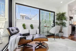 Photo #6: 424063688 Listing 