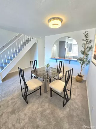 Photo #2: 424063815 Listing 