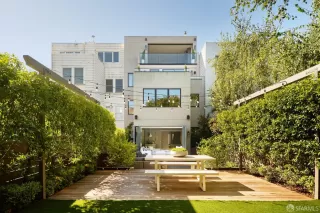 Photo #4: 424064285 Listing 