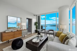 Photo #6: 424064486 Listing