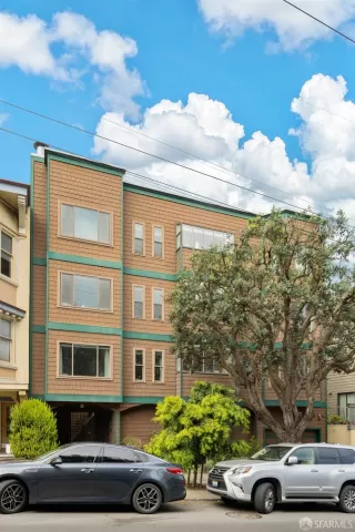 Photo #6: 424064747 Listing