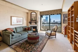 Photo #2: 424066154 Listing 