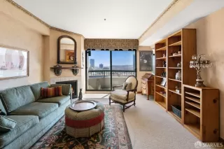 Photo #5: 424066154 Listing 