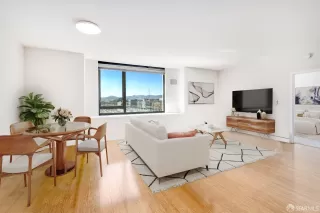 Photo #1: 424066871 Listing 