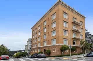 More Details about MLS # 424067082 : 250 LAUREL STREET #301