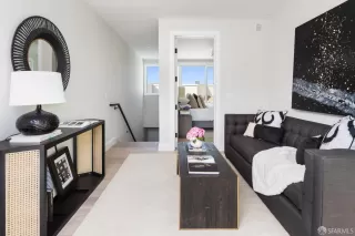 Photo #4: 424067296 Listing 