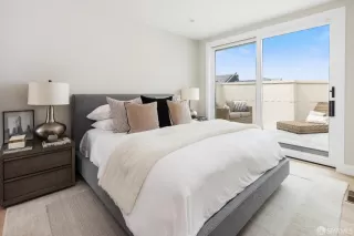 Photo #5: 424067296 Listing 