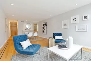 Photo #3: 424067319 Listing