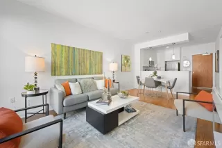 Photo #4: 424067494 Listing 