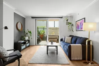 Photo #3: 424067721 Listing