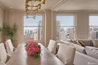 Photo #4: 424067824 Listing 