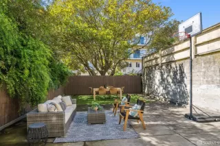 Photo #1: 424068194 Listing 