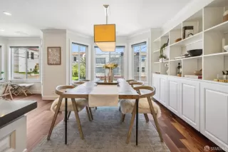 Photo #4: 424068194 Listing 