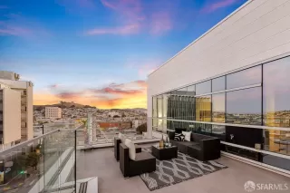 Photo #5: 424068410 Listing