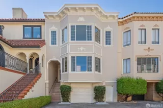 Photo #1: 424068531 Listing 