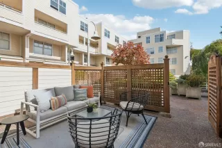 Photo #3: 424069032 Listing