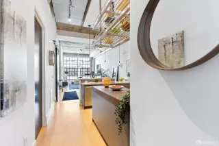 Photo #5: 424069457 Listing 