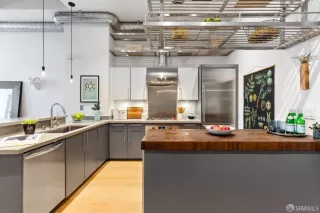 Photo #6: 424069457 Listing 