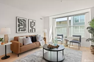 Photo #6: 424069573 Listing