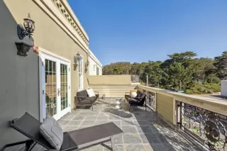 Photo #1: 424070499 Listing