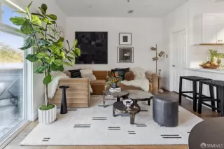 Photo #6: 424070499 Listing