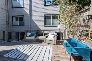 Photo #4: 424070794 Listing