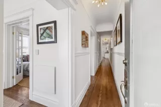 Photo #2: 424070883 Listing