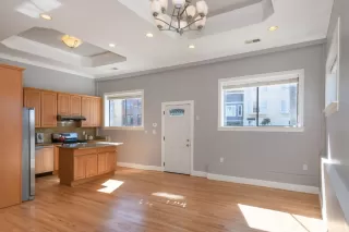 Photo #3: 424071154 Listing 