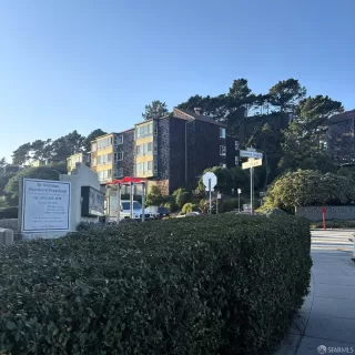 Photo #2: 424072178 Listing