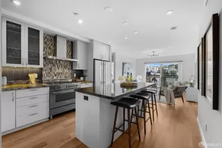 Photo #3: 424072524 Listing 