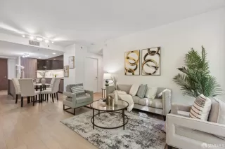 Photo #2: 424072587 Listing